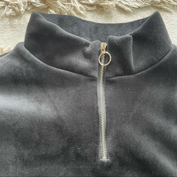 Half placket Zip Up Velvet Sweatshirt -  S - Picture 9 of 14